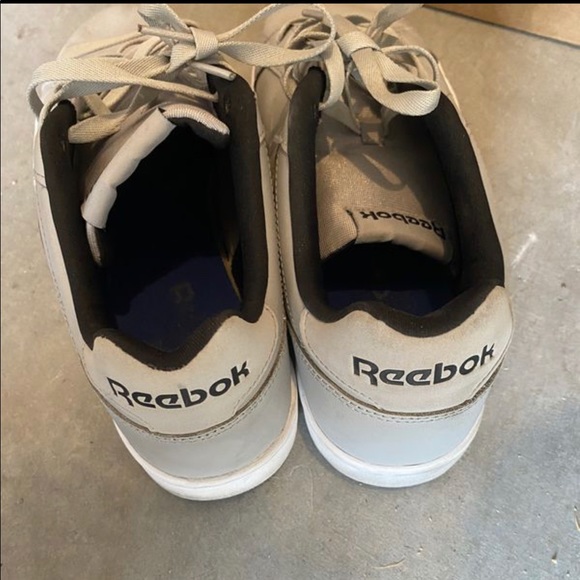 Men’s Reeboks - Picture 2 of 4